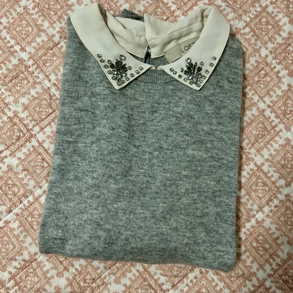 Loft Sweater Women’s X-Small Too Gray with Jeweled Collar Academia Winter - Picture 6 of 6